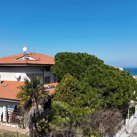 Se056 - Montemarciano, Deliziosa Mansarda Con Vista Mare Διαμέρισμα